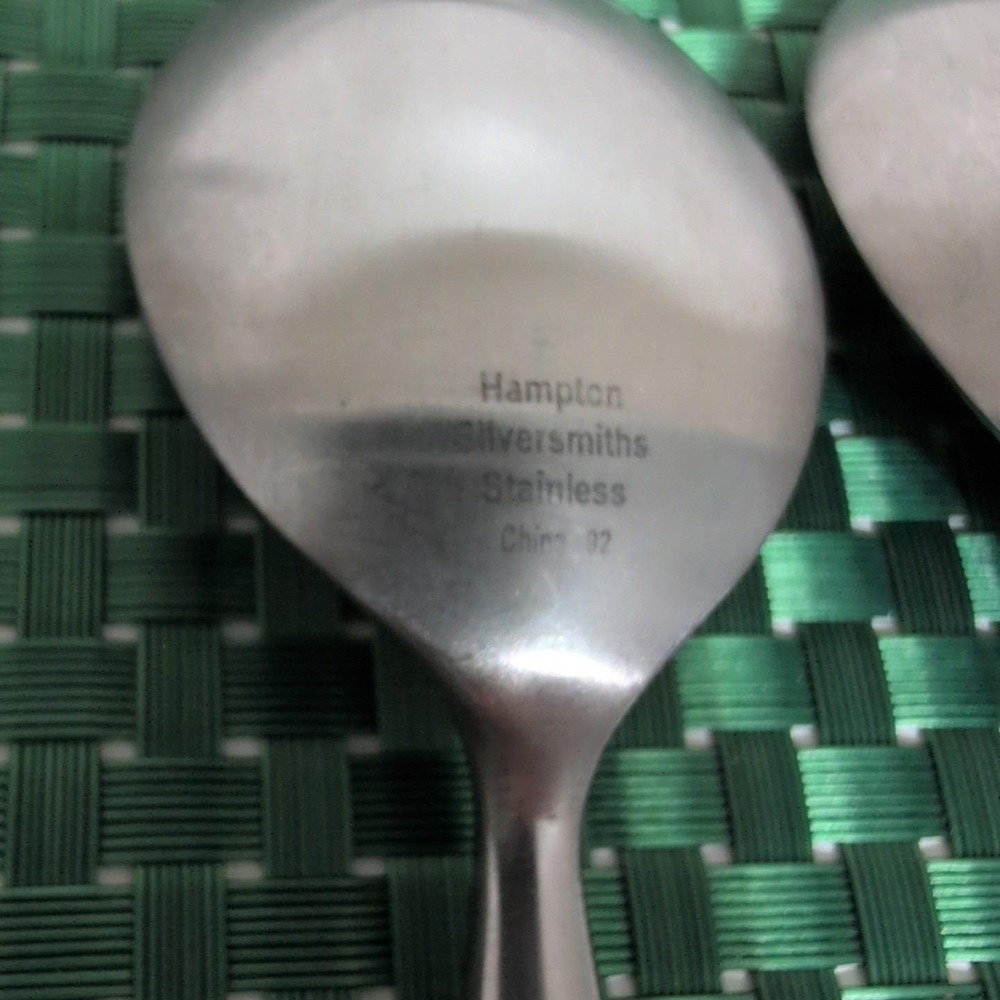 Hampton Silversmiths BISTRO SATIN Place Oval Soup Spoons Set of 4 Stainless Vtg - Picture 4 of 6